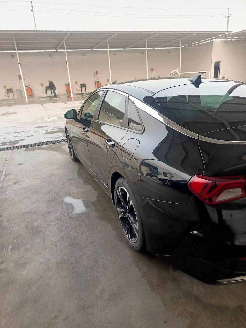 السلام عليكم k5 موديل 24 جيتي لاين. فول عدا الفتحه  بيها 4 قطع صبغ بدون دواخل  ايرباك سليم السعر 138 وبيه مجال استفسار اكثر *********** السياره رقم بغداد تحويل ثاني يوم مكان السياره البياع
