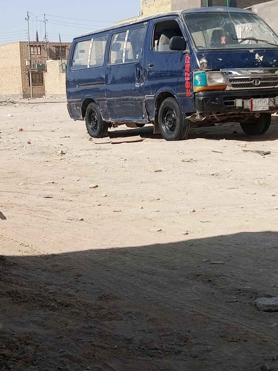 تيوته هايسه لبيع مديل 98 مكينه وكير بريجو 14ركب مكاني ناصريه  مركز  سعر 20وبيه مجال  هاتف ***********
