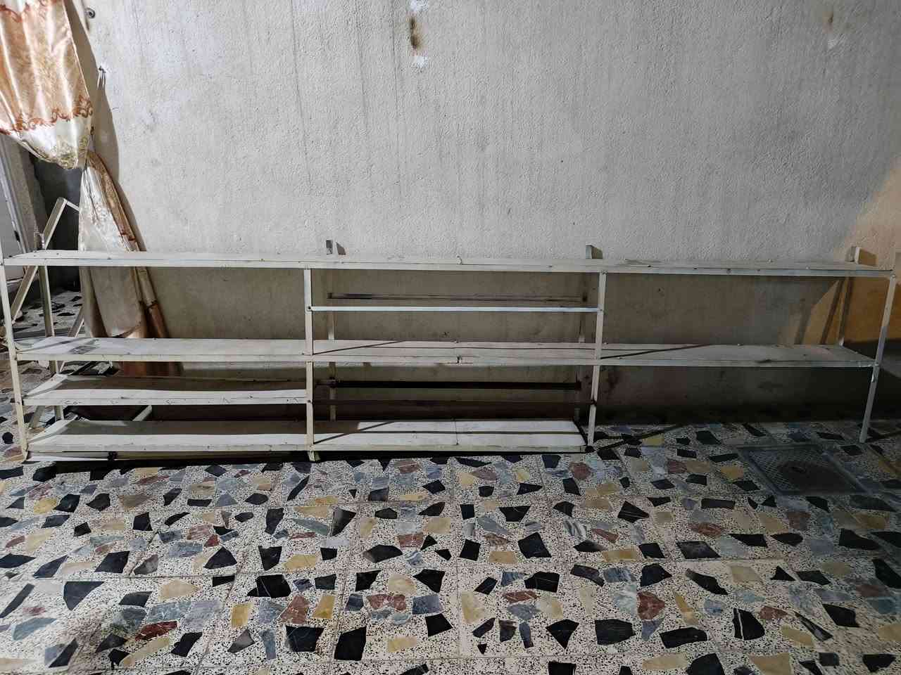 السلام عليكم رفوف تفصال اصليات تعزيله محل قويات كلش حديد اصليي مكان بصره حيانيه السعر 125 مجال بسيط ***********
