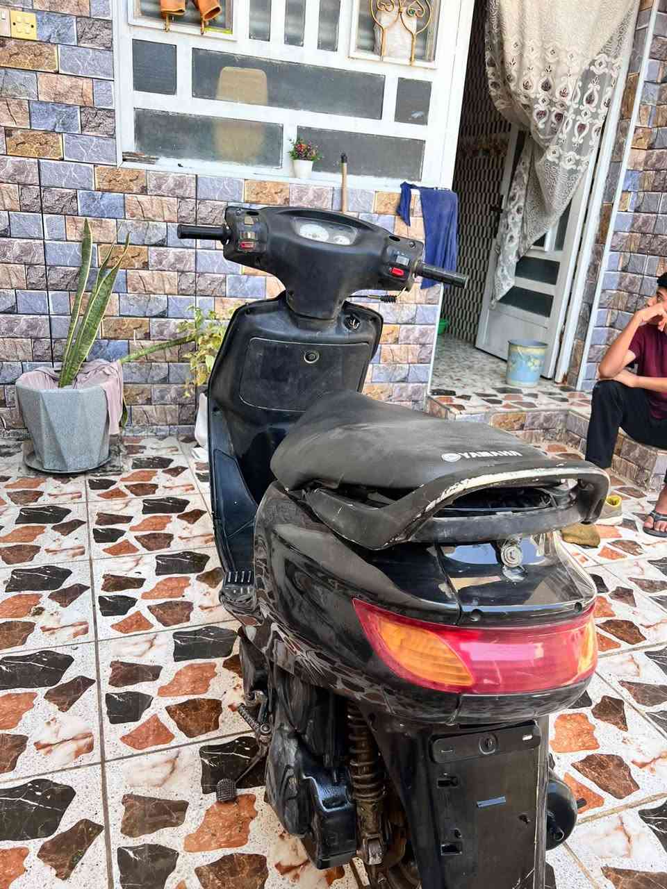 دراجه فراشه للبيع كهربائيات شغاله مكينه ناعمه كلش  مكان حله مركز سعر 280وبيه مجال مستعجل ع بيعته  ***********

