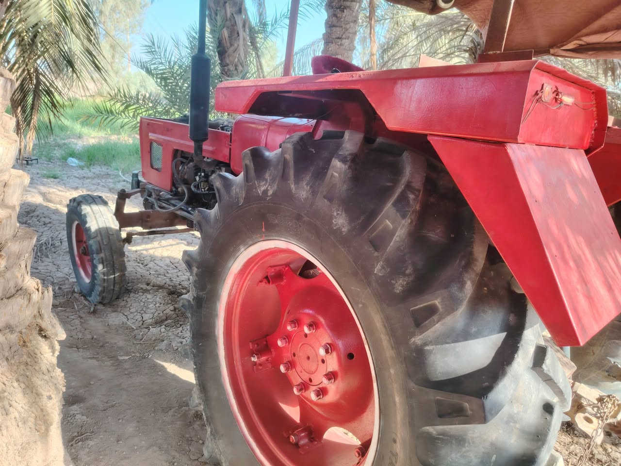 مكينه عنتر موديل 88 محرك كير شرط لا تنقيص ولا تبخير كشر نضيف جهاز رفع هدورليك تايرات نضاف بم مجفت تجفيت كامل مقدم نضيف باور مكينه خير من الله كرهبايات لمكينة بدون يعني كلك سعر 3800 شراي تعال خاص رقم جهاز *********** مكان سماوه
