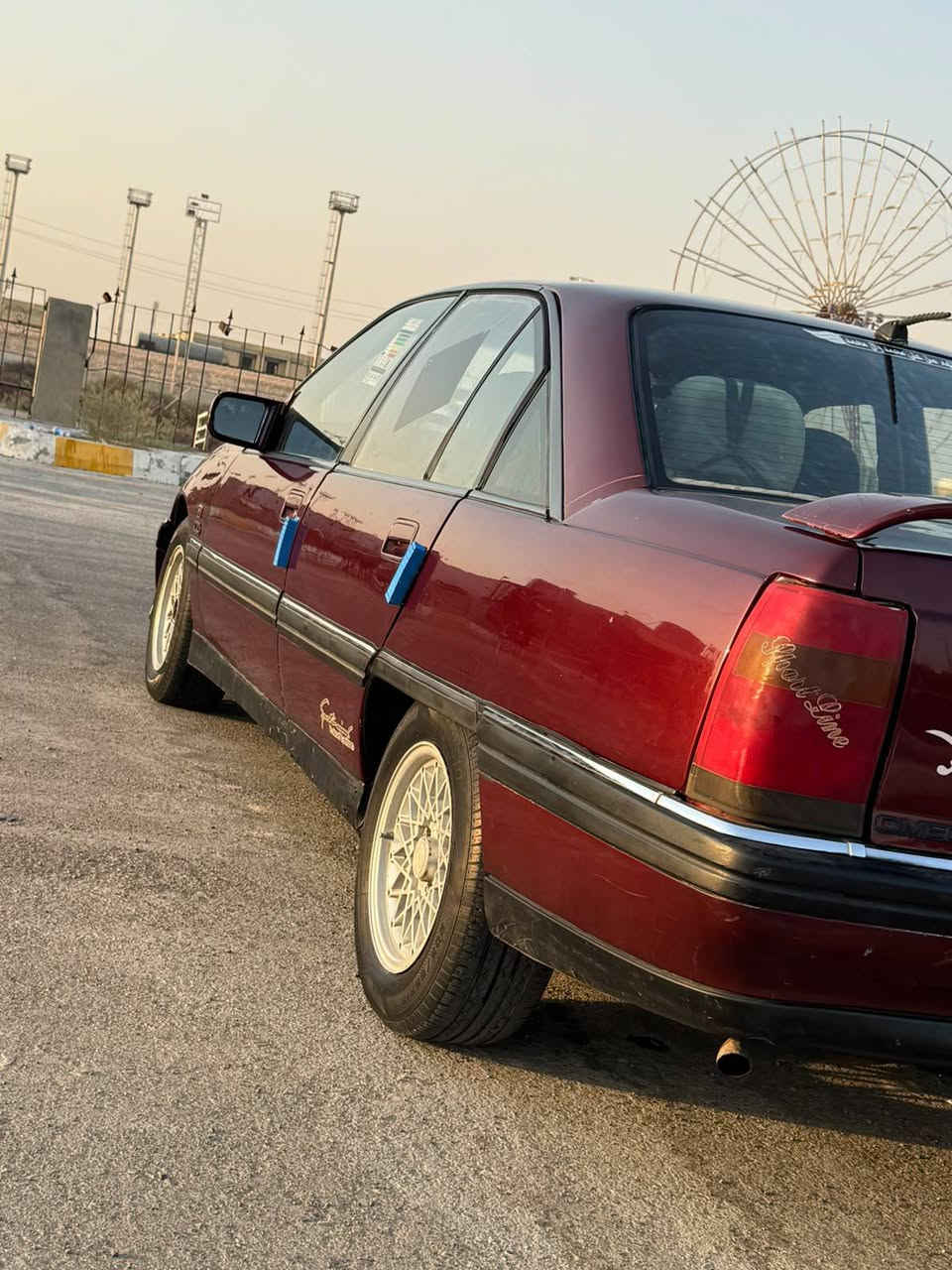 سلام عليكم اوبل اوميكا موديل 1993 سياره نضيفه بلاديه جاهزه السعر 35 $ وبيه مجال مكاني الفلوجه  للاستفسار.
‏ ‪***********‬‏
