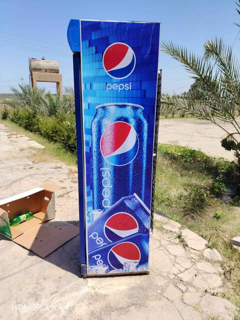 سلام عليكم ورحمه الله وبركاته اخوان براد ابو جامتين للبيع معروض 400اني مكلف بل نشر ‏‪***********‬‏هاذ رقم صاحب لبراد
