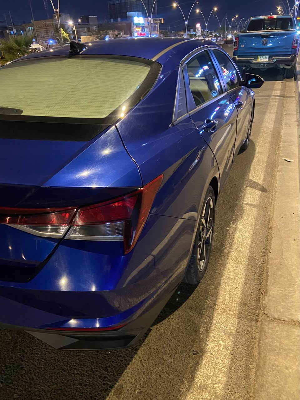 النترا 23 امريكي ذي قار معوقين 
المعوق موجود وحاضر للوكاله
فول مواصفات عدا الفتحه 
‼️مكينه 2000دوش
‼️بصمه+بصمة ابواب
‼️شاشات متصله كبيره دجيتل
‼️تدفئه مقاعد
‼️تبريد مناخين بيانو 
‼️ثلاث انظمة قياده 
‼️قياده ذاتيه (داخل المسار)
‼️التحذيرات اماميه خلفيه من التصادم (رادارات)
‼️توقف ذاتي (بريك تلقائي للحمايه من التصادم في حال عدم الانتباه)
‼️مثبت سرعه متفاعل بالقياده 
‼️سايد بريك اوتو
‼️اوتو هواد
‼️صندوق خلفي بصمه +يفتح عند الاقتراب تلقائيا 
‼️شاشات متغيره الانظمه والالوان
‼️تحذيرات جانبيه
‼️تحذيرات عند فتح الابواب للحمايه
‼️حذير عند الخروج من المسار
‼️مانع انزلاق 
‼️‼️وباقي المواصفات المعروفه
كير مكينه حدادة كلها كفاله 
سياره ماشيه  81 كليو متر ميل حلوه وجديدة
حادثها امريكا فقط بنيد تبديل
صار بيها ضربه بالباب خلف السائق باقي ع وضعه
 
 
‼️‼️السعر 128 وبيها مجال 
العنوان شط العرب الجزيرة
*********** البصرة, العراق
