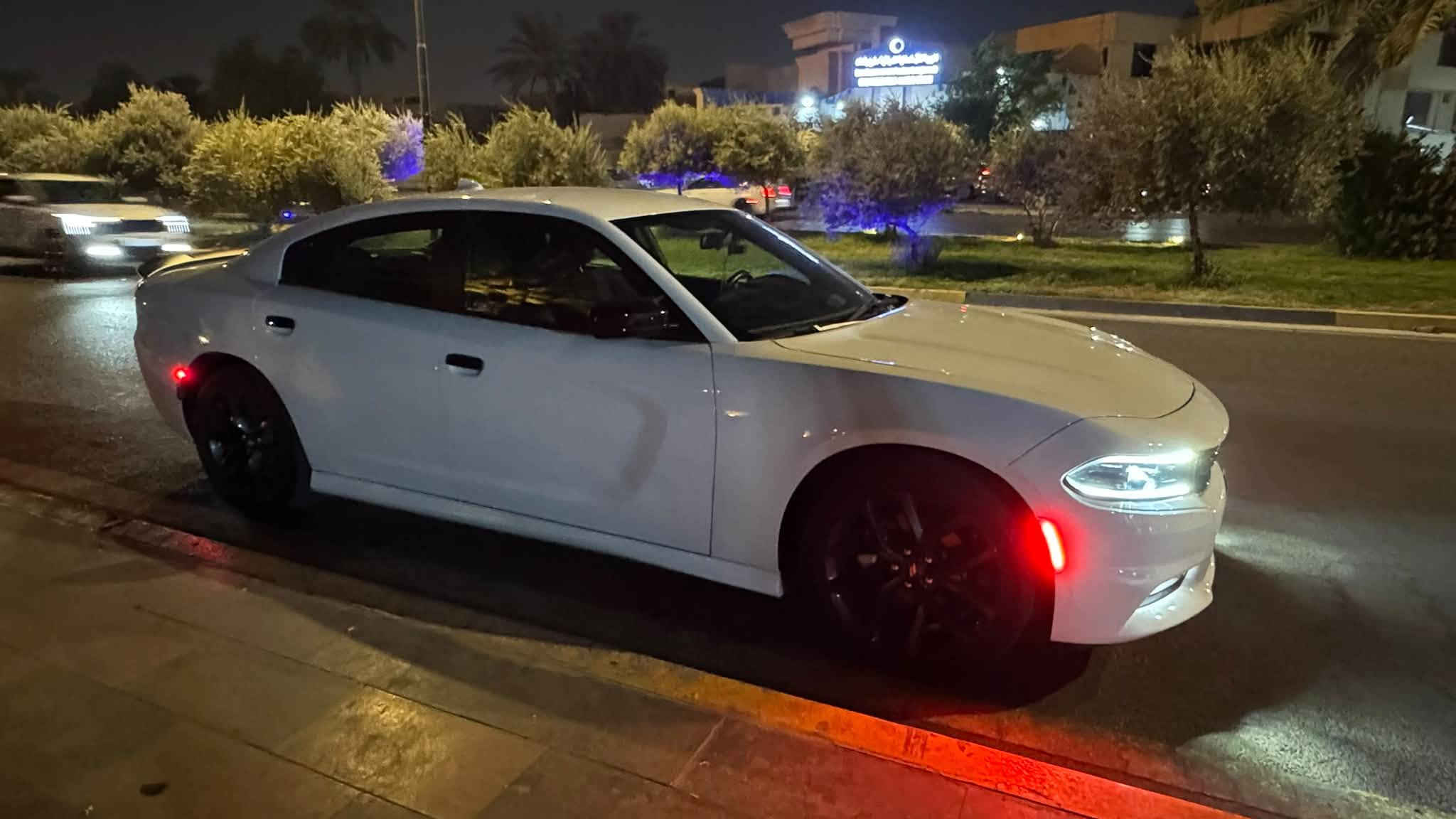 جارجر SXT • ٢٠٢٣ • رقم بغداد