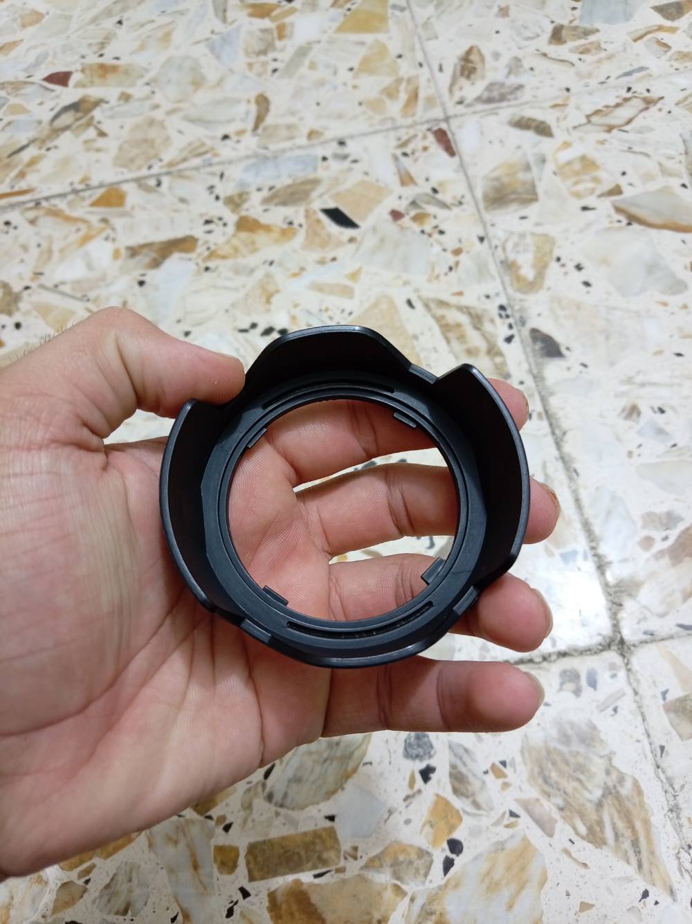 نيكون ٣٢٠٠D • نظيفة • ٣٢ جيجا هدية
