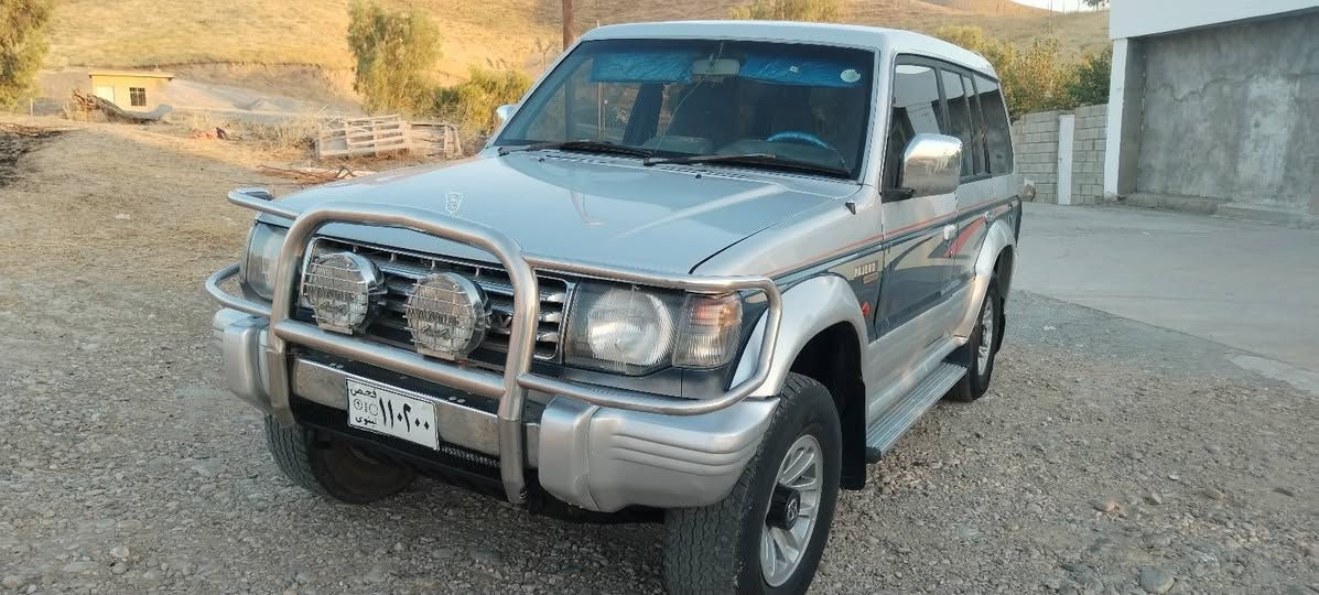 بێ لێدراو بێ بۆیاغ تابلێی جوان ماوتوە گێڕو مکینە ارنەبە هەتا بەڵێی بێ مسرەفە ماڵی دۆستە *********** *********** تێبینی بەس ئاڕمە
