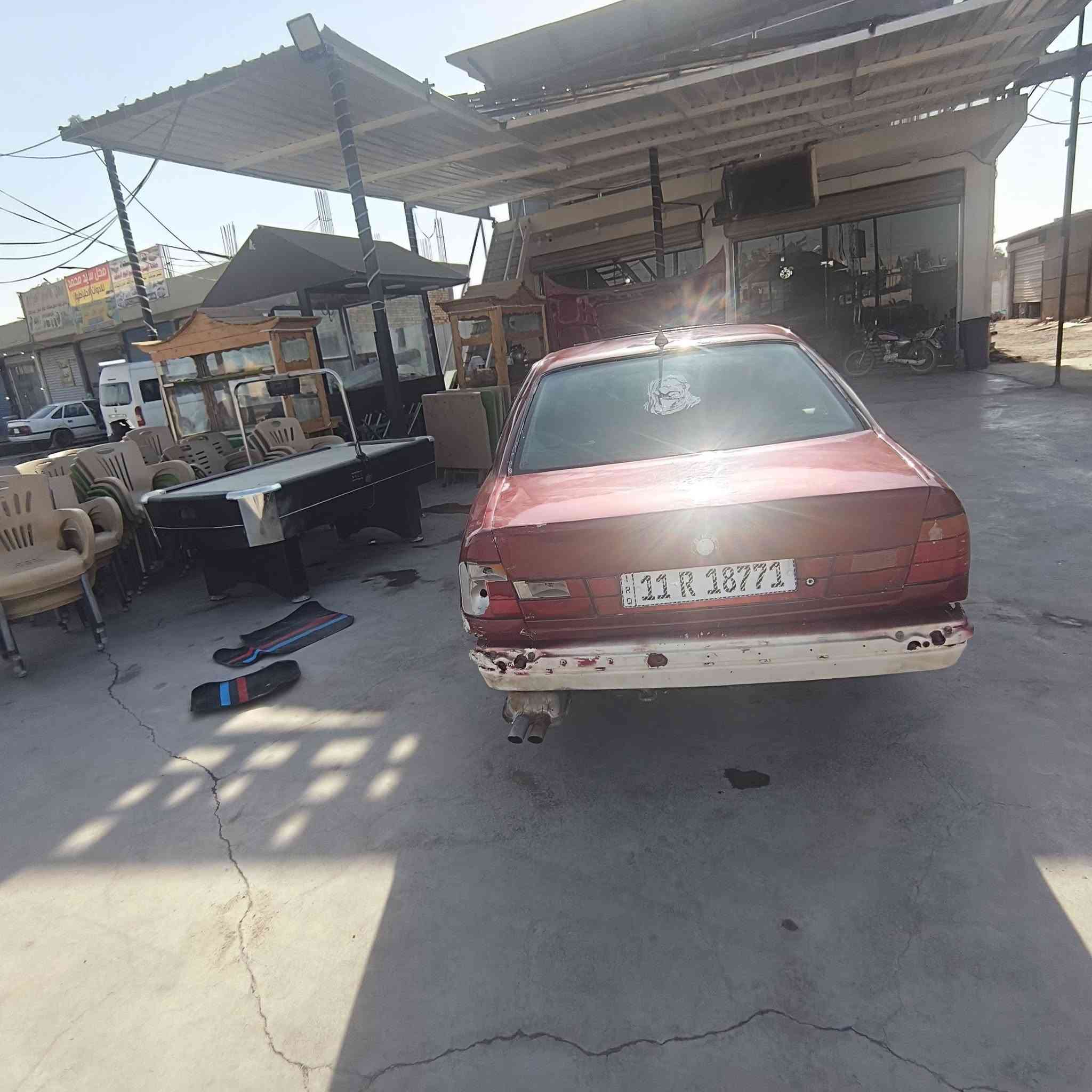 BMW موديل ٩١ أصل 
حجم 525 
 رقم إنكليزي  
سياره باسمي 
كير اوتماتيك كير جديد
مصبوغه عام 

مكينه بيها تبخير قليل
زوج تايرات جدد 
مروحه حماوه 535 
 سعر 47 وبيها مجال
***********
***********
