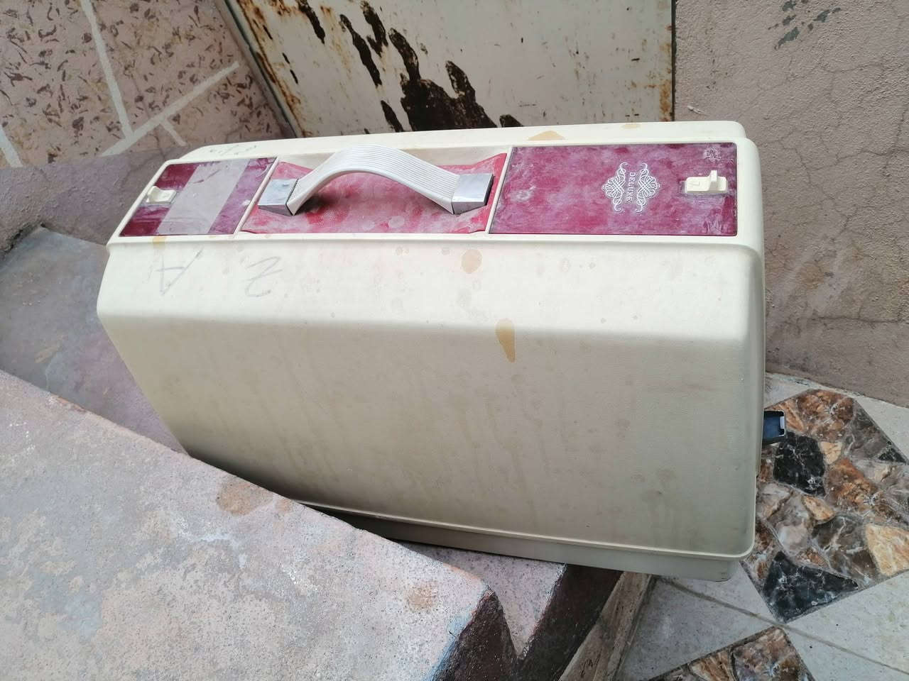مەکینەی دوورمان برازەر بەزەمان 
نرخی 100هەزار
ژ.م ***********
