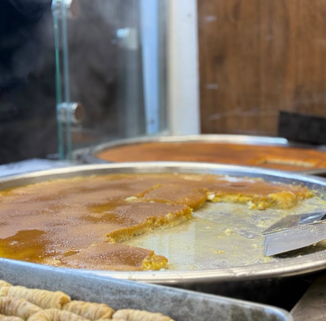 كنافة نابلسية • كنافة طرابلسية • دلي عباس