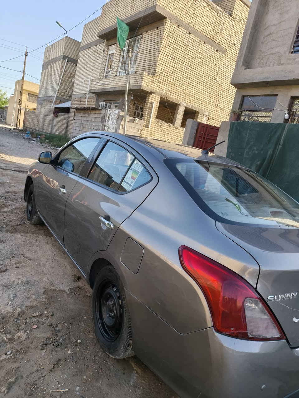 للبيع مديل ١٨ لمكان بغداد سعر ٨٥ وبيه مجال ***********
