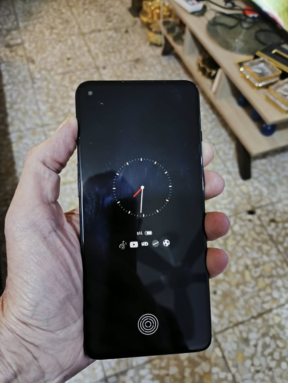 السلام عليكم وان بلس 9rt 5g دبل سيمكارت ذاكرة 256 الرام 16 شاشة امولد 120 هيرتز بصمة بالشاشة معالج سناب دراكون 888 ببجي 90 فريم سماعتين ستيريو كامرة بدقة 50 ميكا بكسل بمستشعر سوني imx 766 تدعم تصوير 4k بمعدل 60 اطار بالثانية الامامية 32 نظافة الجهاز فول مكفول من الفتح والصيانة بدون ملحقات بيع او مراوس حسب القناعه مكاني بغداد اخوان ماعندي توصيل ***********
