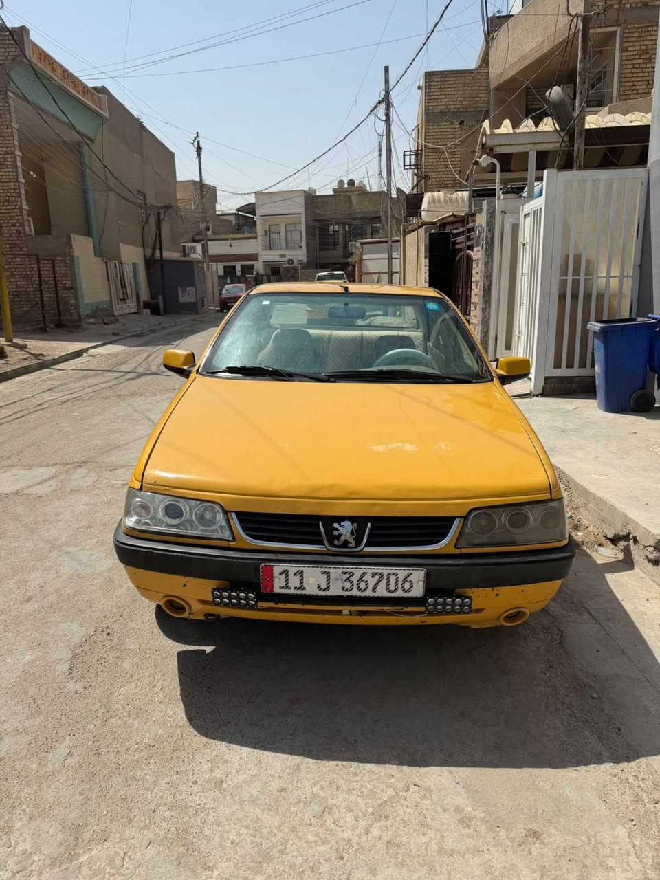 مديل : 15
سياره بيها طخه بس الموضحه بل صورة 
باسمي تحويل مباشر 
سعر : 38
عنوان : بغداد ابو دشير 
رقم : ***********
