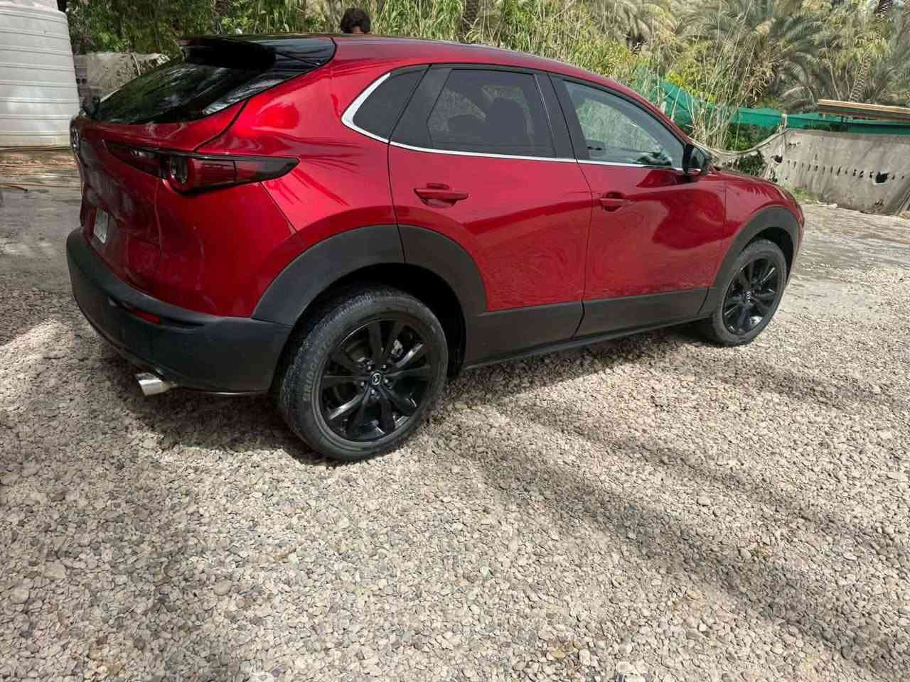Mazda CX-30 السلام عليكم 
موديل2024  محرك 2.5 لتر 4 سلندر 

المواصفات الأساسية
محرك 2.5 لتر Skyactiv-G
قوة 191 حصان
عزم 186 رطل/قدم (252 نيوتن.متر)
گير أوتوماتيك 6 سرعات
نظام دفع رباعي AWD قياسي
استهلاك وقود (حوالي 12.3 كم/لتر) �
Edmunds +١ مقاعد جلد 
صور الحادث موجوده وبيها كلير من امريكا اجت صفحه للبيع او المراوس ب االنتره  130
شهداء بابل وكاله تجيك مرقم كامل .***********
