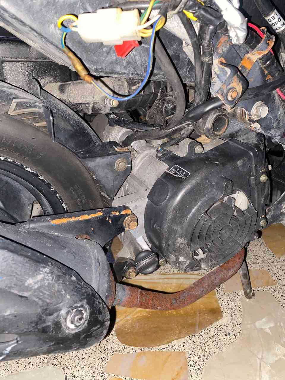 سلام عليكم كامكو جي فور للبيع
مكينة 150cc. مكينة حديثه v2 
مشدوده جديده المكينة اول تبديلة دهن الها بعدها بالجيس
شرط شلعه ومعدل وفلتر شوته جديد ونكره سلف 
كهربائيات كلها كامله مكمله عوزها فقظ كفرات وكشن وتنفيس البريك الكدام 
كيجات كلها شغاله 
دراجه تخم تاير حاويه  دبلات جدد نضافة المكينه ١٠٠٪؜ كفاله 

حتى شخاطه مال سلف مختومه كامكو بيها 
السعر خاص او اتصل ***********

مكاني كوفة السهلة - قرب مسجد السهلة
