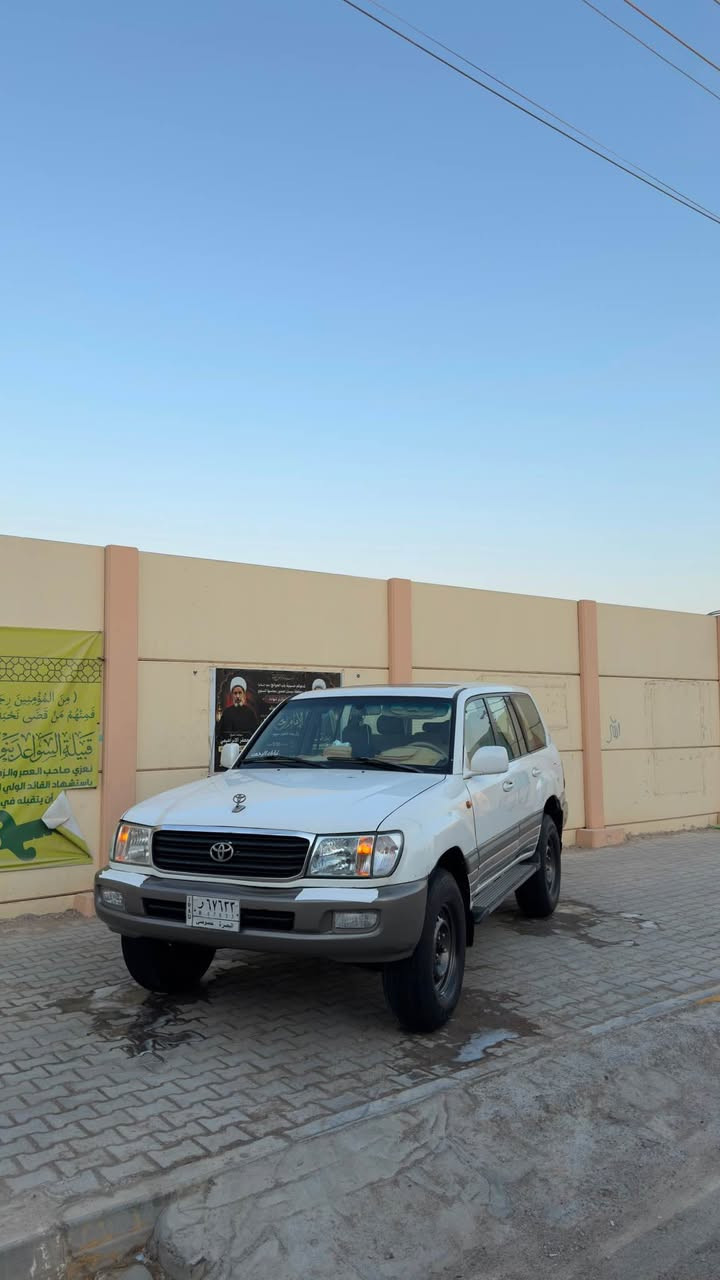 لاند كروز 2001
VxR 
8v
4700
فول موصفات 1-1
 كفاله عامه من حادث  فقط بيها  صبغ بجاملغ  الأيمن والأيسر اثر   خطه الصبغ 
رقم بصره سنويه بسمي مداور ثاني يوم 

سياره مرفعه بحداد دبتسون تخم تاير بالون ابو جمل انتاج 2024
جاهز ع آخر حبايه 
من كل نواحي 
سعرها 155
الاستفسار اتصال ع رقم ***********
او واتساب عمارة, ميسان
