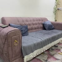 تخم للبيع بسعر مناسب جدا سبع مقاعد للاستفسار 07713093655