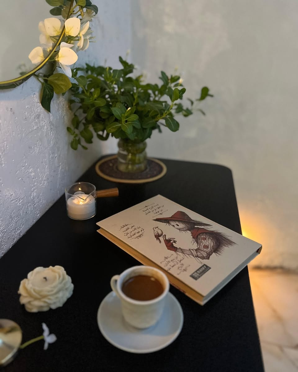 لكل خاطر حكاية… ولكل فكرة مكان 🤎✨
دفتر ملاحظات كرافت خواطر من إنتاج مصنع رامي، بتصاميم مميزة و100 ورقة سمراء مخططة، حتى تدوّنون أفكاركم وذكرياتكم بكل أناقة 📖☕️
صناعة عراقية نفتخر بيها 🇮🇶

📍تجدونا في موقعنا الرئيسي في 
بغداد : شارع الرشيد مقابل شارع المتنبي قرب جامع الحيدر خانه 
‏📞 أي استفسار أو طلب؟ الواتساب مفتوح، وحاضرين لخدمتكم
***********
***********
