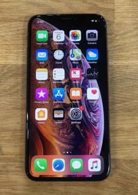 آيفون XS ماكس ٢٥٦ • بطارية ٧٥ • بغداد البلديات