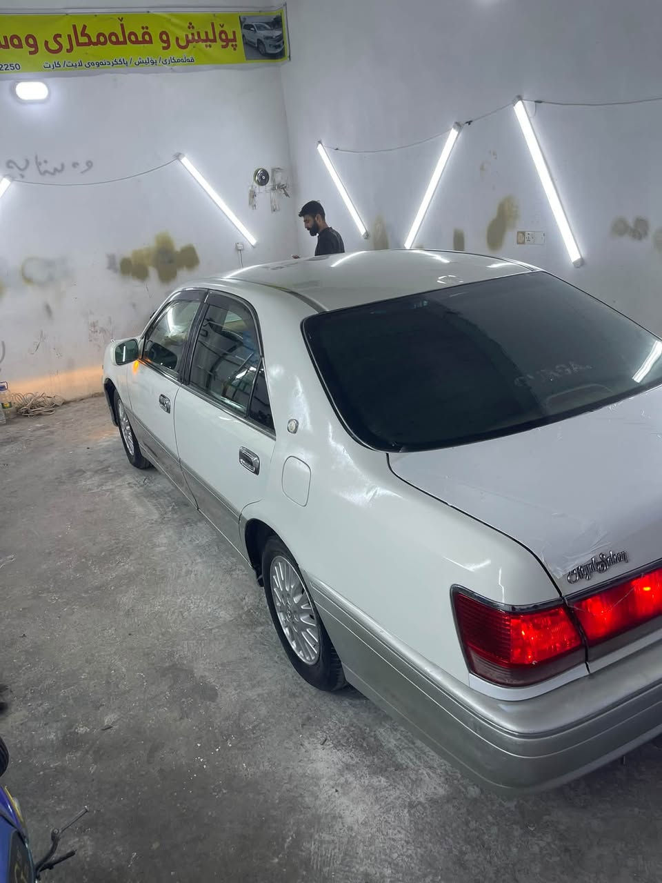 كراون • ٢٠٠٢ • چەمچەماڵ