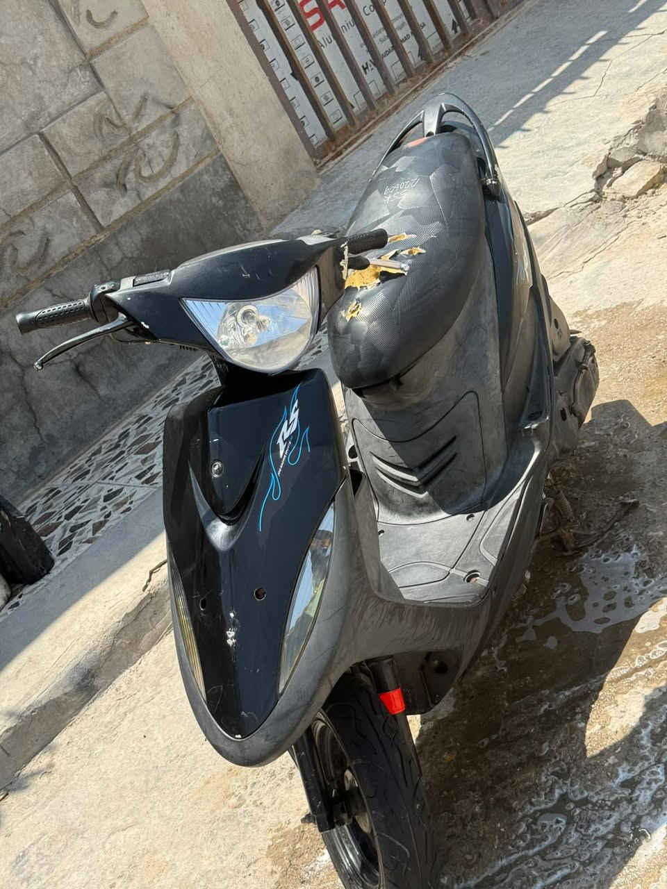 ماكس عدله حاويه عل فحص كهربائيات كله شغاله محرك ما مفتوح مكان نجف السعر 850اوبيه مجال ***********
