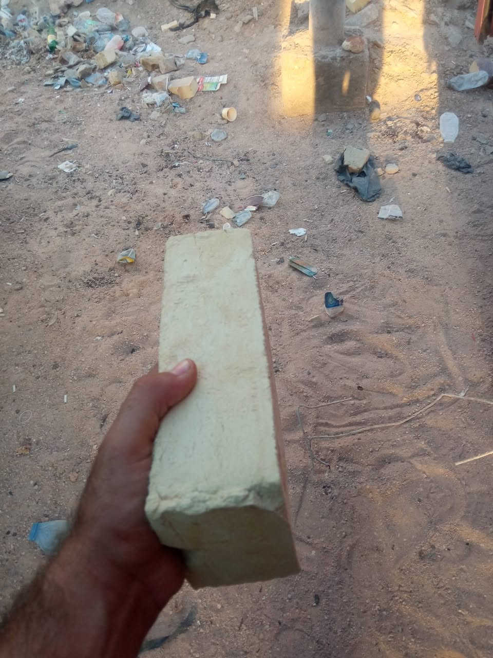 (( هاذه من فضل ربي))
🖐️ سلام عليكم 
(١) يوجد لدينا طابوك عادي 
(٢) بانسب لاسعار 💸
(٣)لعدد 7 تلاف و250 
(٤) نسبت لملاح  50%
(٥)طابوك قالب واحد  
(٦)  طابوكه  شرط لمكلاب 
(٧) يوجد لدينا توصيل (بابل)
(٨) لستفسار ***********))  اتصل
(٩)   اني مخدمت لجميع
