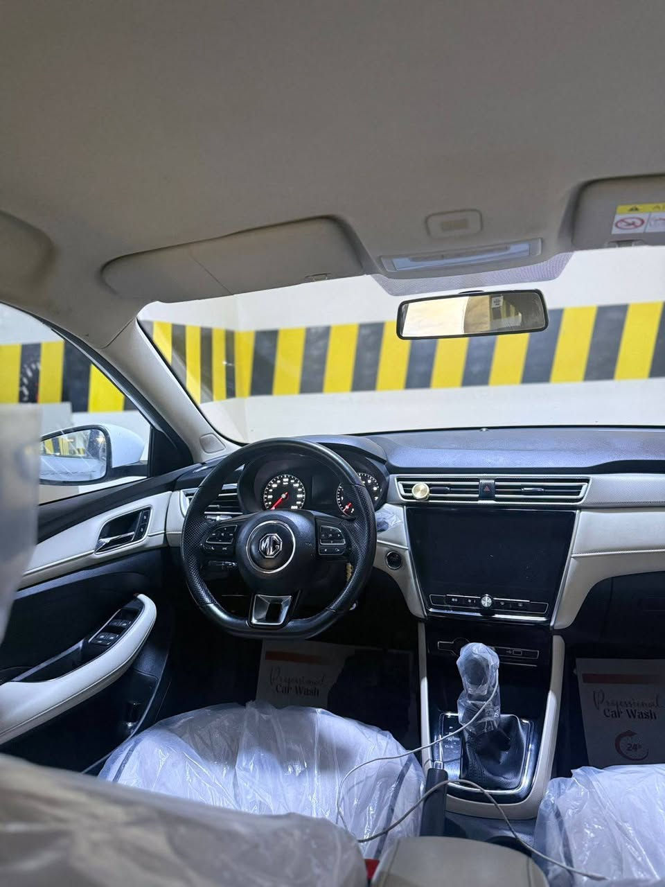 MG 5 2024
(كفالة عامه) + بيها ملاحضات بسيطة 
كير مكينة ( مكفولات)
رقم بغداد ( باسمي) وهزة وسنوية جديدة 
 السيارة بيها منضومة غاز ⛽  (60)  لتر 
مواصفات/ بصمة وكامرة وحساس ومثبت سرعه وشاشه كبيرة وتحكم ستيرن جهتين واشاير بالمري جام كله كهرباء لايت وبكلايت لد وترحيب
ماشية (49 )  ألف تقريبا 

(مكاني بصرة)          س ع ر ( 102 )
 
هاتف 📞 / *********** 

(بيع نقد ) أو (مراوس )
