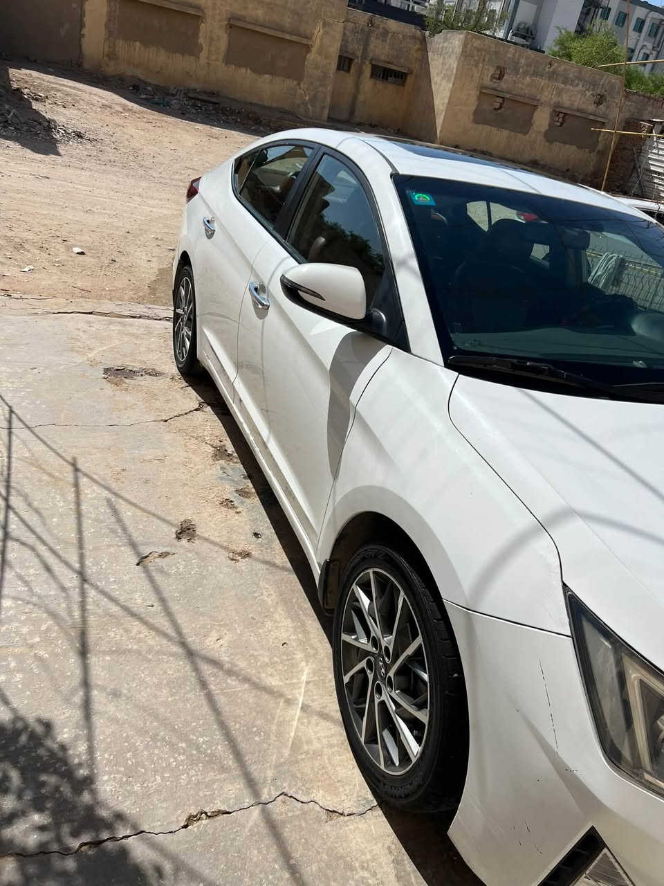 السلام عليكم ورحمةً الله 

سياره النتره 2020 فول مواصفات 

ضررها البنيد فقط  السياره كفاله 
بدون شواصي وجاملغات ولغد 

رقم صاحب السياره ***********
الرجاء عدم مراسلة الصفحه 
السياره معروضه 160
