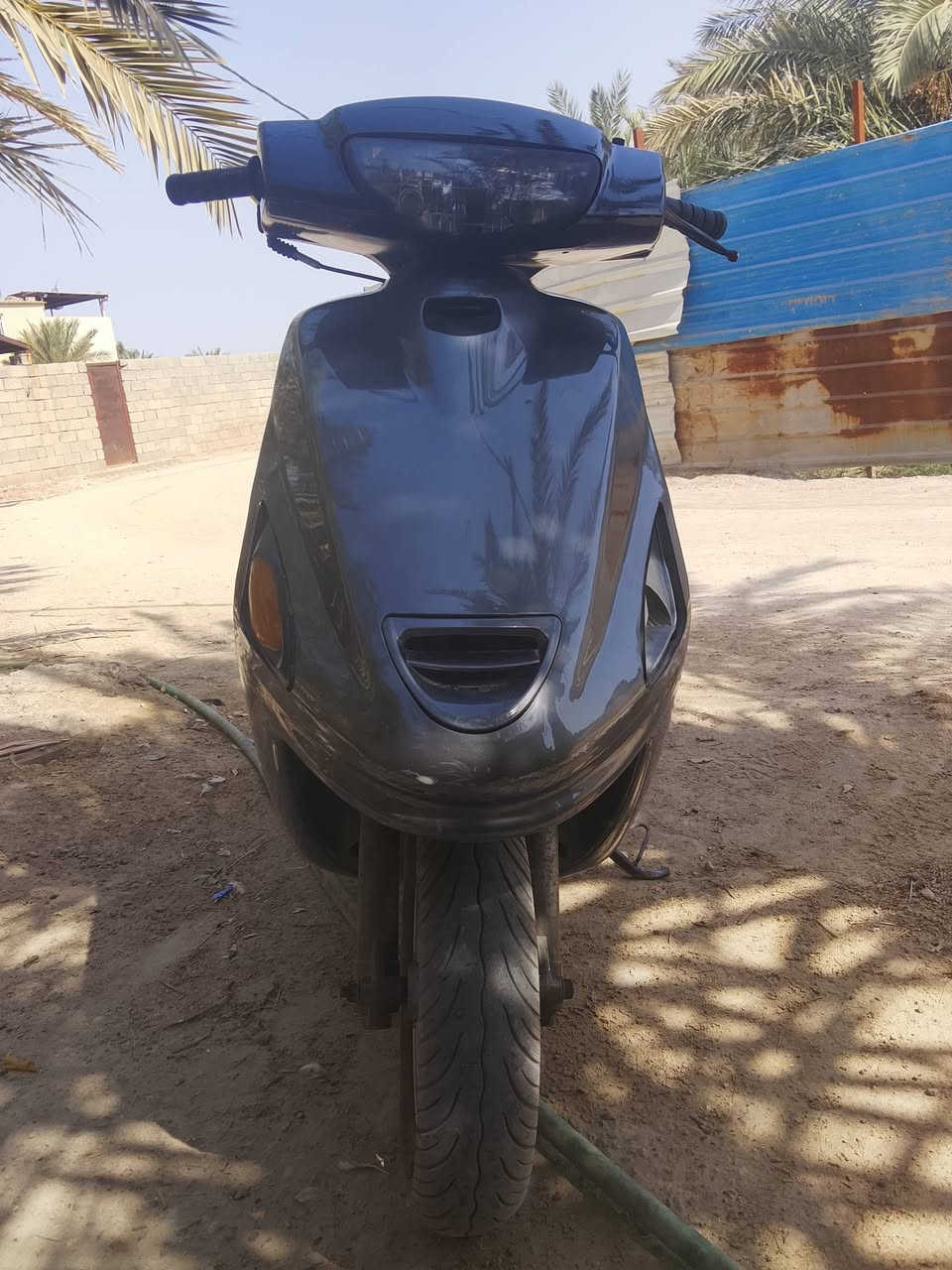 فراشه للبيع دراجه مبدل بيها بس ولف دراجه نضيفه كهرباء تشتغل بس باتري ضعيف دراجه لون رصاصي سعر 300وبيها مجال مكان بصره ابو خصيب العوجه رقم *********** واذه عندك يراني تبديل  بعد احسن
