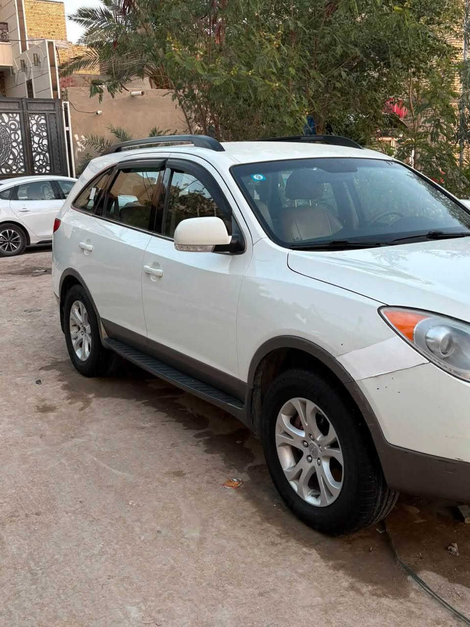 سلام عليكم
هونداي ڤيركروز للبيع محرك 3800 كير مكينة بشرط
بارد خفيف بالچاملغ+ الباب خلف السايق صبغ بدون حادث مال شركة ممشاه 318 الف السيارة مال بيت دواخل نضيفه سياره حلوه مال جناي السعر ١٢٨ او بيها مجال اكثر تفاصيل واتساب او اتصل مكان السياره ناصريه مركز ‭***********‬
