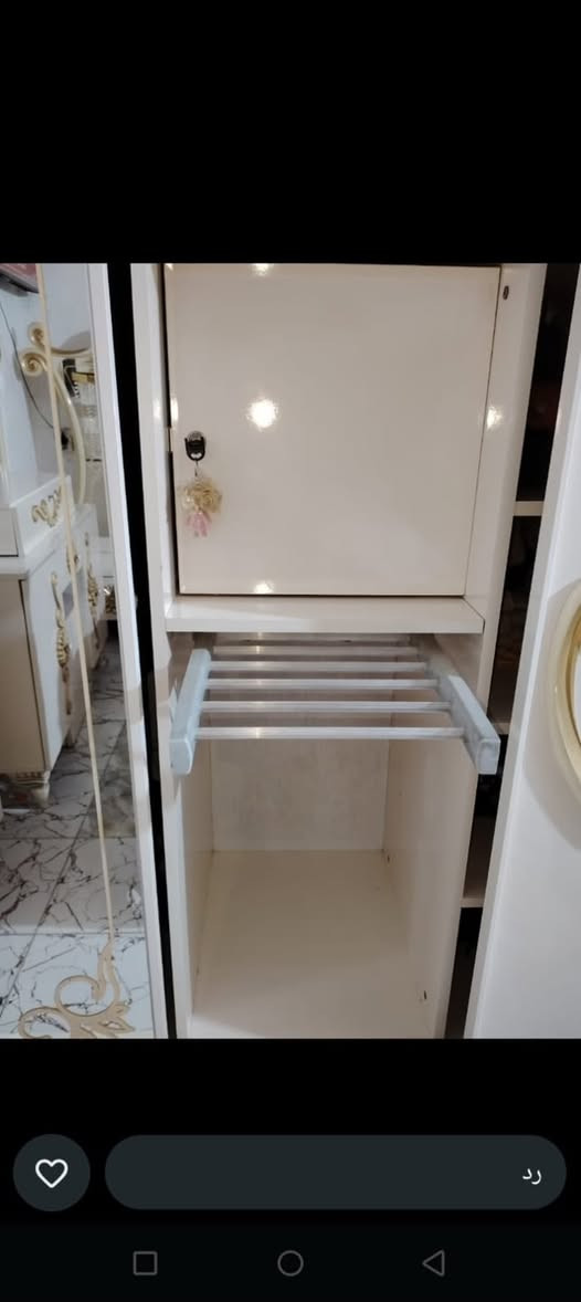 غرفه للبيع تركيه وزن ثقيل كلش غرفه بيها أضرار فقط بل جربايه بسيط كلش  كنتور جديد مالها  5 قطع الغرفه ماخذيها غاليه بس نريد ناخذ عراقيه ونريد نبيعها قفل بدون عمله 550 
رقم الهاتف ***********
