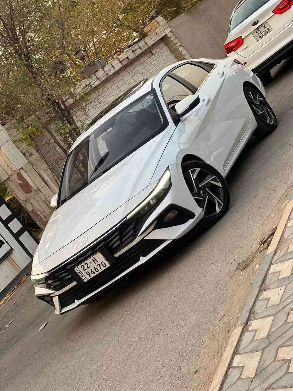 السلام عليكم
سلام عليكم النترا ٢٠٢٤ خليجي كفاله عامه عدا بارد بل جاملغ لامامي كلش بسط موظح بل سونار سياره جديده احله من صور 
مكينه وكير وحداديه وتبريد كفاله
فول مواصفات
فتحه + بصمه + بصمة ابواب + نظام ترحيب + شاشه تجتل + هند بريرك بصمه + حساس خلفي + لد امامي + رادار امامي + اوتو هولد + مري شفط + ثلاث انظمة قياده + تبريد قطعتين وباقي مواصفات معروفه
ماشيه ٢٣ كيلو 
سعر  مناسب جدا 
مكان السياره الكراده 
للستفسار   ***********
