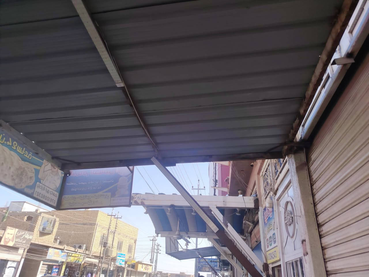 سقيفه للبيع 6 طول 3عرض 180وبيهه مجال ***********
