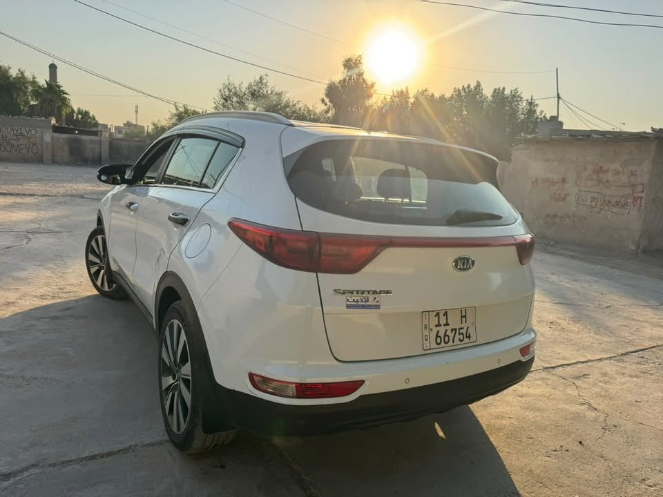 سبورتج موديل 2019

خليجي محرك 2000دوش

مكفوله ضربه وصبغ وتبديل فقط بيهه رصعة الباب خلف السايق اربع اصابع ماشيه 100 مواصفات نص فول سياره نضيفه مال بيت موجود سونار اي نقص ما بيهة تخم تاير جديد اناره داخليه دوشمة كشنات جديد  تبريد قطعتين  سبير و طفايه ومثلث  رقم بغداد باسمي  مكان بغداد حي الجهاد جاهزه من كلشي 
السعر 190
للاستفسار ***********
