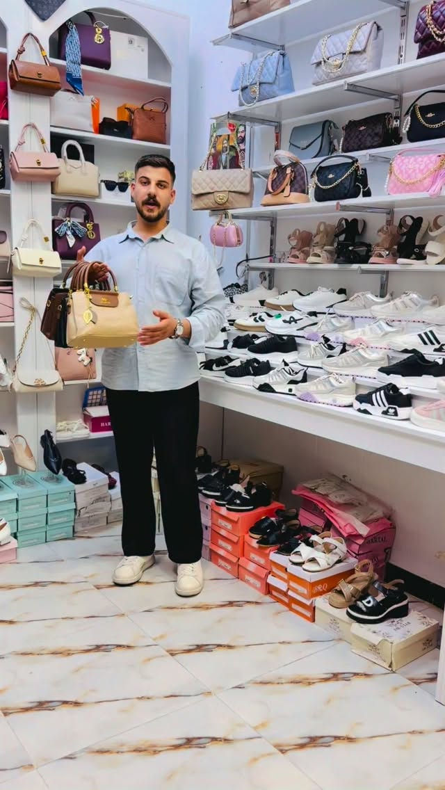 شنطة نسائية • جلد درجة أولى • الرميثة