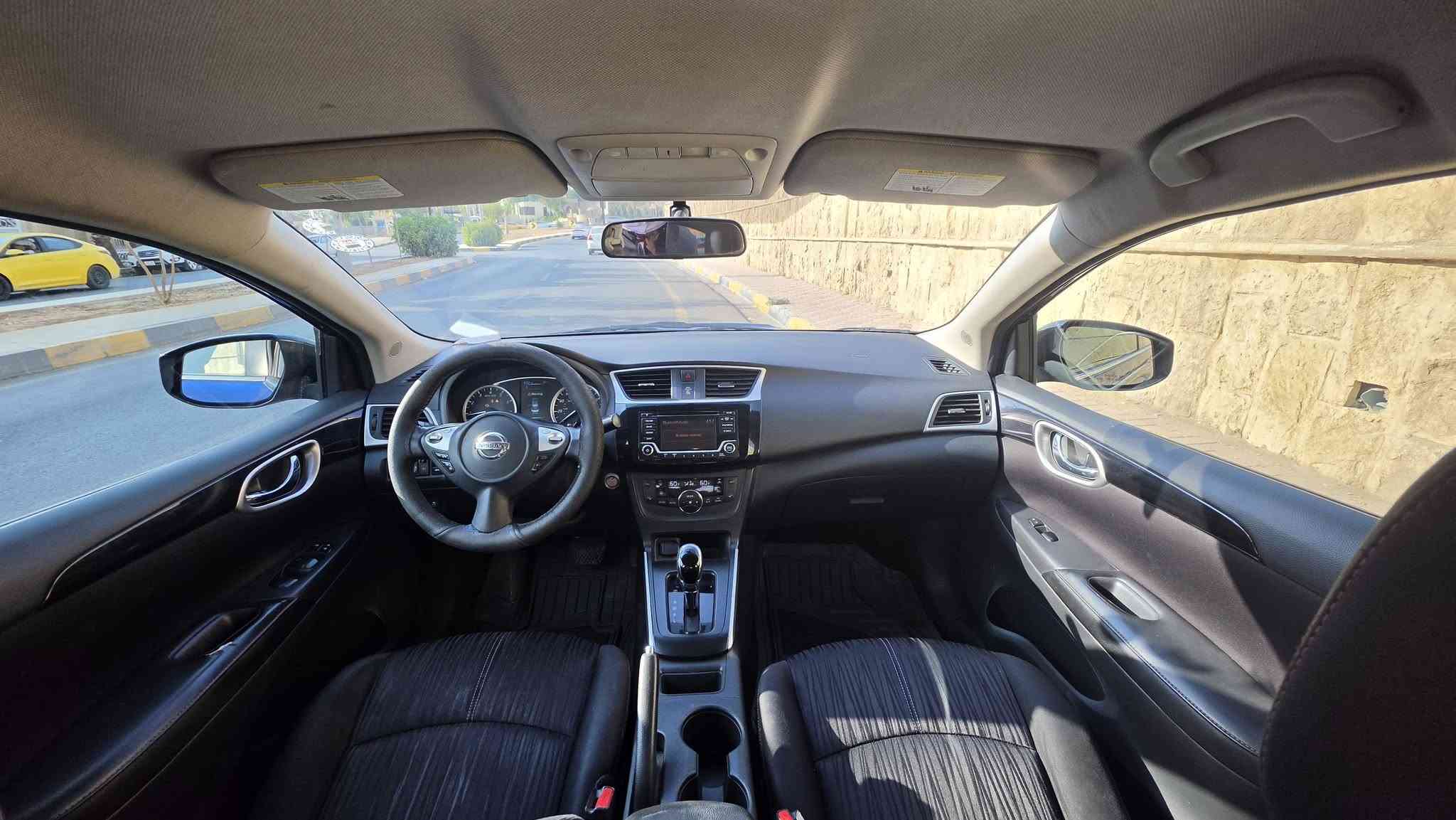 نيسان سنترا ٢٠١٨
Sentra 2018 sv 
وارد امريكي 
ماشية ١٤٠ الف كيلو 
٣ قطع صبغ 
 مواصفات(بصمة، رادر امامي ، محدد سرعة)
رقم اربيل 
مكاني الموصل 

السعر 108

للتواصل ***********
