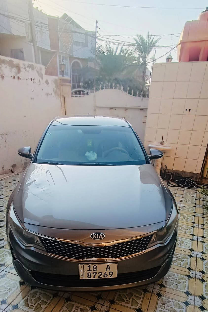 للبيع كيا اوبتيما وارد امريكي EX موديل 2016 
ماشية 93 الف ميل 
محرك 2400 بجم كبس بيها صبغ جاملغ خلفي ايسر و باب خلفي و طخة بالبنيد ما مصلحة واضحة بالصور رقم بابل باسمي الجديد سيارة نظيفة و جاهزة تبريد ممتاز جدا قطعتين ومواصفاتها مبينة بالصور مكاني حلة 
***********
السعر 102 بي مجال قليل
