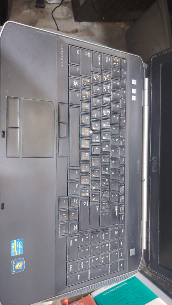 ثلمة بالغلاف كما مبين بالصور ادناه

نظافة 85

متانة وقوة وعملاق

كيبوردين ارقام وطباعة 

DELL

CI5

جيل 3

رام 4 قابل للتطوير

هارد 320  قابل للتطوير

((ملاحظة  نظافة 85  ويوجد ثلم في دهة الكفر العليا لايؤثر على الحاسبة فقط الكفر الغلافلا)

**ملحقات مجاني تشمل : شاحنة - كيبل باور - حقيبة - ماوس - طبلة ماوس**

** **

**للطلب والاتصال في مكتبنا:**

**مكتب الكرادي للحاسبات - ذي قار - قضاء الرفاعي - منتصف شارع الخطاطين - مقابل كاظم الخطاط**

***************
