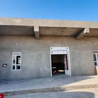 صبغ • داخلي وخارجي • مانع رطوبة