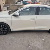 سيل ٦  موديل 25 مكفولة كفالة عامة ماشية 6500 الف لون أوف وايت داخل ابي...