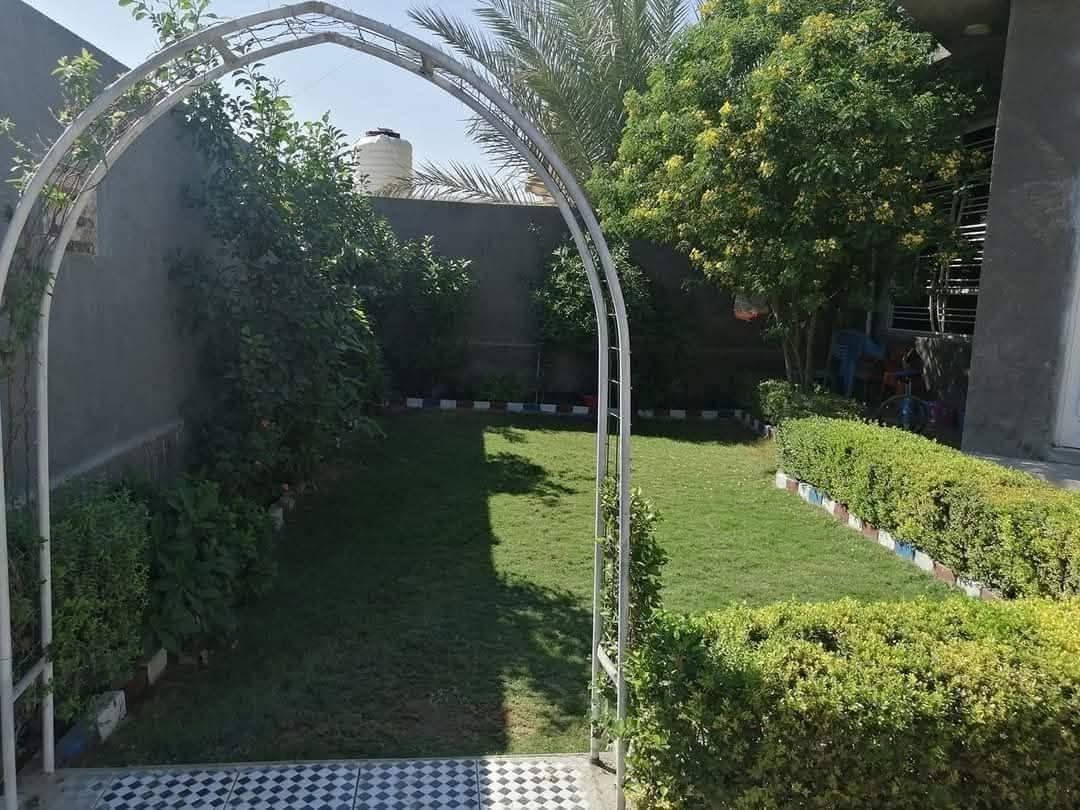 سلام عليكم اعمل فلاح حدائق تنظيف وتزبير وترتيب حدائق عامه اتصال او الوتساب أسعار تنافسي ***********
