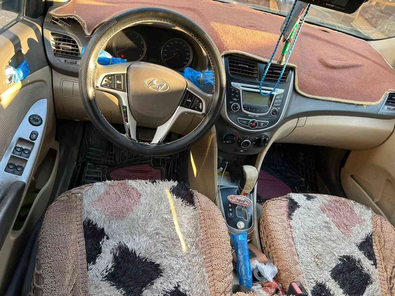 اكسنت • ٢٠١٢ • رقم انبار