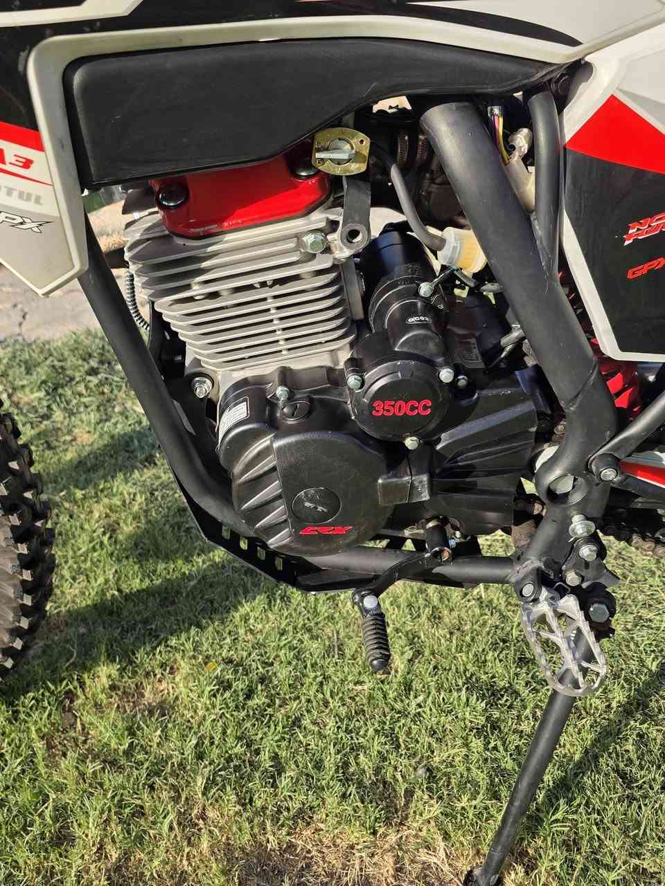 قفاز crx موديل 25  نضافه 95مكفوله كفاله عامه اصولي اوراق كمرك محرك  350cc بعده فول الشراي ع هاذ الرقم ***********
