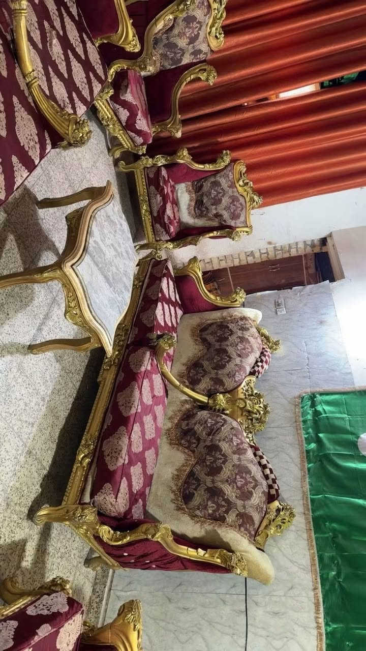 تخم  زان مصري دمياطي 12 مقاعد نضافته فول كل ضرار ما بي صبغ ورق ذهب كلش نضيف مع طبلاه مرمر السعر 600 بي مجال المكان البياع الاسفسار اتصل عل رقم *********** بي وتساب
