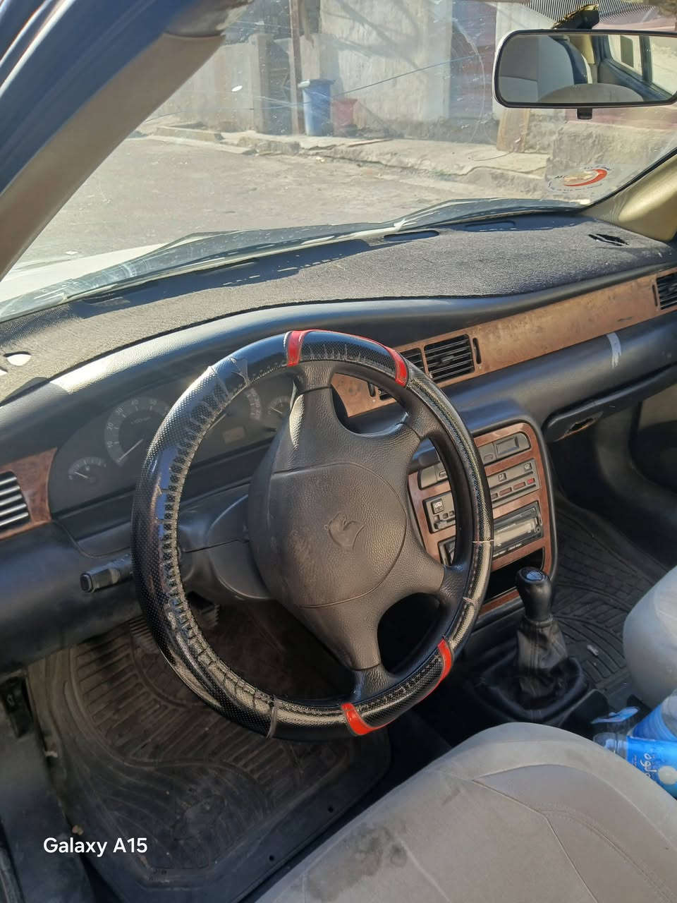 موديل ٢٠٠٩ سيارة بلادية بس بيه جراد وبيه بارد قليل تبريد شغال مكاني الزعفرانية ***********
