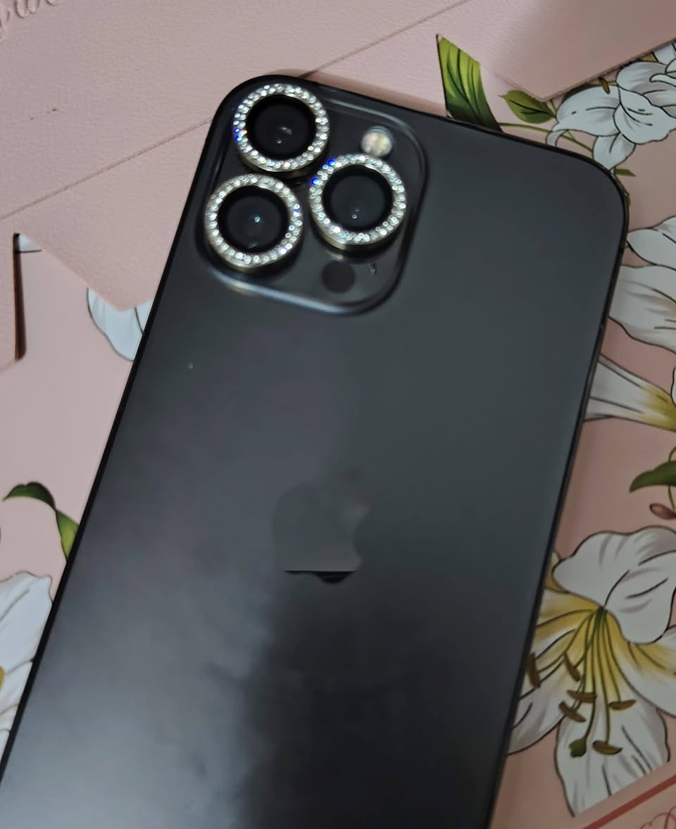iPhone 13 Pro Max

* السعة: 256GB
* صحة البطارية: 78%
* ممبدل شي بي (فقط البطارية)
* الجهاز نظيف جدًا
💰 السعر: 750 ألف دينار قابل للنقاش بالمعقول.
📍 العنوان: كربلاء 
***********
