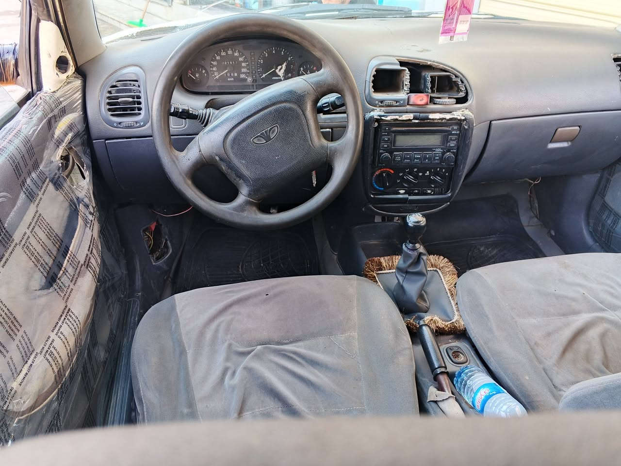 دايو نوبرا موديل 97محرك كير مابيها عيب كير عادي بطاقه بنزين بيه سيارة جاهزه بيع او مراوس السعر 14ورقه وبيه مجال مكان كركوك ***********
