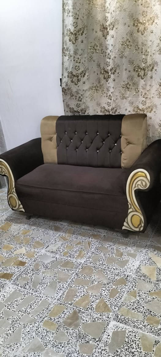 السلام عليكم ورحمة الله وبركاته
تخم قنفات للبيع جديد جدا واستعمال قليل جدا وفووول نظافه.
بالعافيه للي ياخذه والسعر عالخاص او الاتصال على الرقم *********** العنوان بغداد مدينة الصدر قطاع 23تجي وتدلل
