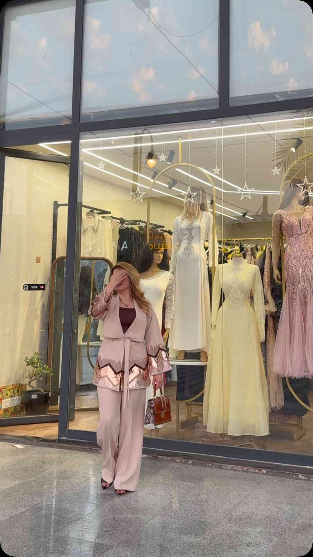 متوفر من قياس ٤٠،٤٢،٤٤،٤٦،٤٨

