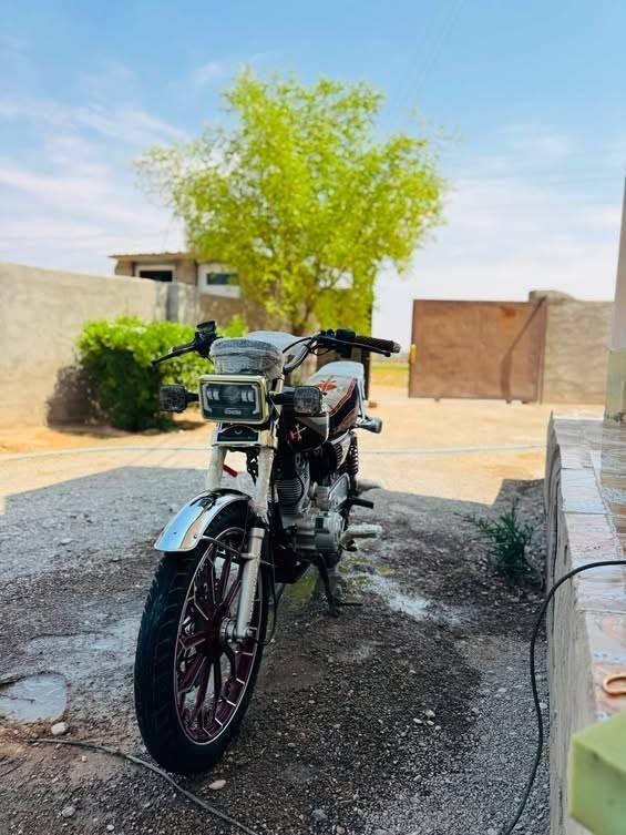 سلام عليكم
نامه برو موديل 25 

كهربائيات وشاشة كامله 

اوراق 

محرك مكفول 

5كير 200

السعر625وبيها مجال 

ديالى/حمرين
موجود ع الخاص والاستفسار الاتصال على الرقم ***********
